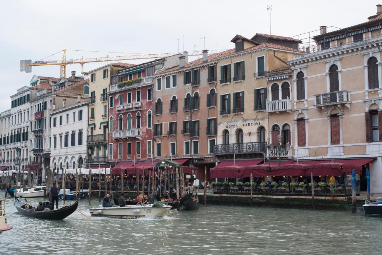 Magic Rialto Hotell Venedig Exteriör bild