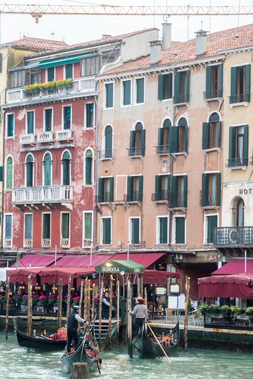 Magic Rialto Hotell Venedig Exteriör bild